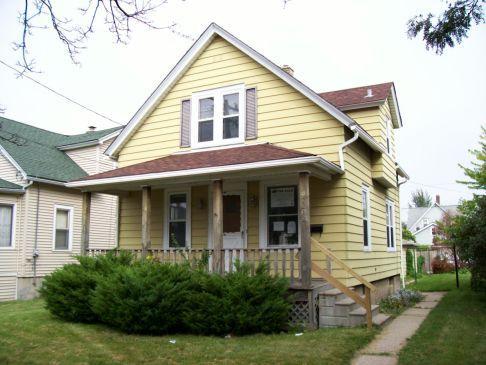 2212 54th St., Kenosha, WI 53140