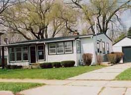 2902 Winthrop Ave, Racine, WI 53403