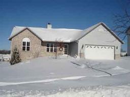 1144 Ellys Way, Slinger, WI 53086