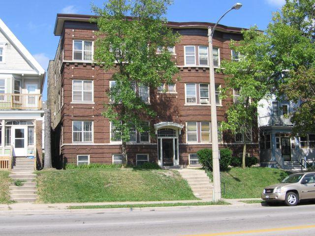 3022 W National Ave, Milwaukee, WI 53215