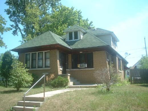 4550 N 39th St, Milwaukee, WI 53209
