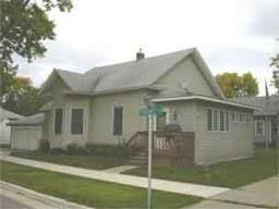 2301 Loomis St., La Crosse, WI 54603