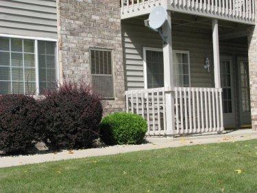 S76W16927 Gregory Dr. #E, Muskego, WI 53150