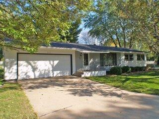 315 S 11th Ave, Onalaska, WI 54650