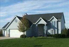 W259N9409 Riverview Dr, Lisbon, WI 53017