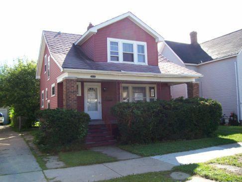 1413 Villa St, Racine, WI 53403