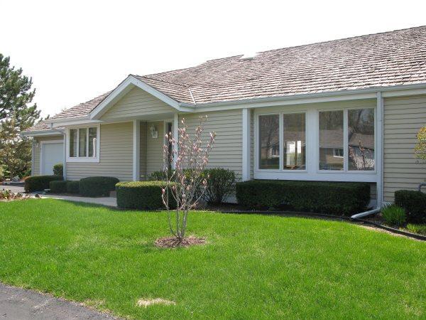 131 Harrogate Dr., Waukesha, WI 53188