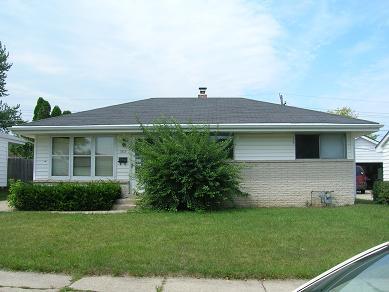 2616 Donna Ave., Racine, WI 53404