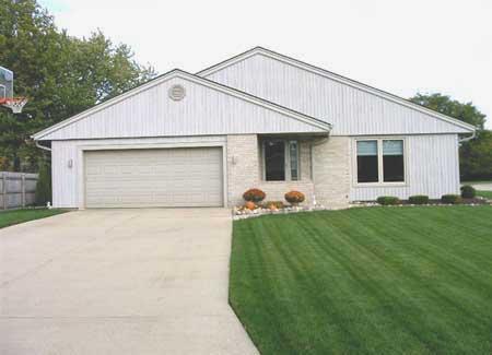 5332 S 48th St., Greenfield, WI 53220
