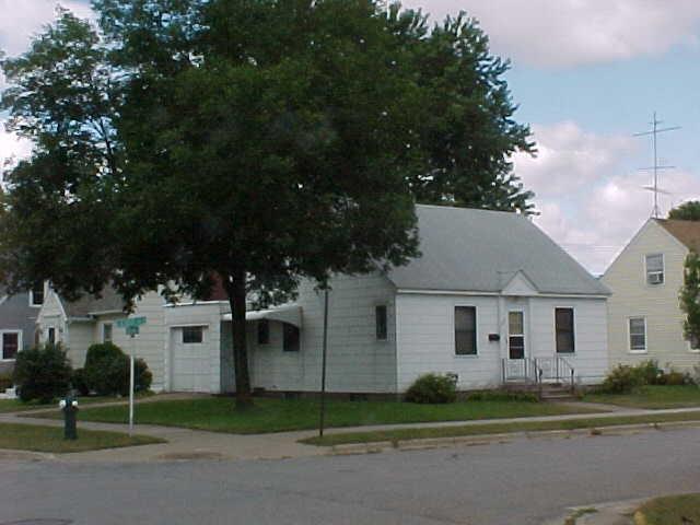 1422 S East Ave., La Crosse, WI 54601