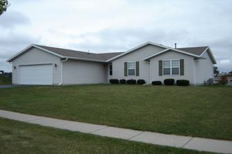 2928 Autumn Ln., East Troy, WI 53120