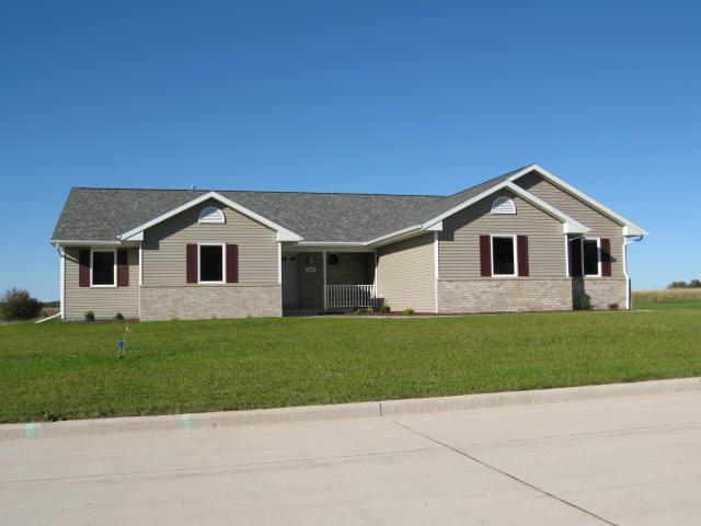 1034 Sarah Miles Ln., Manitowoc, WI 54220