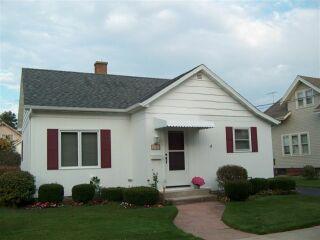 1030 N 13th St., Manitowoc, WI 54220