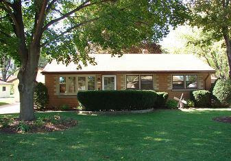 4457 S 61st St., Greenfield, WI 53220