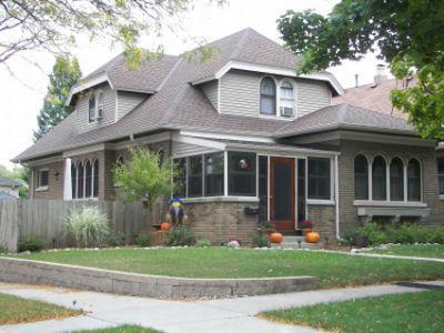 2376 N Lefeber Ave., Wauwatosa, WI 53213