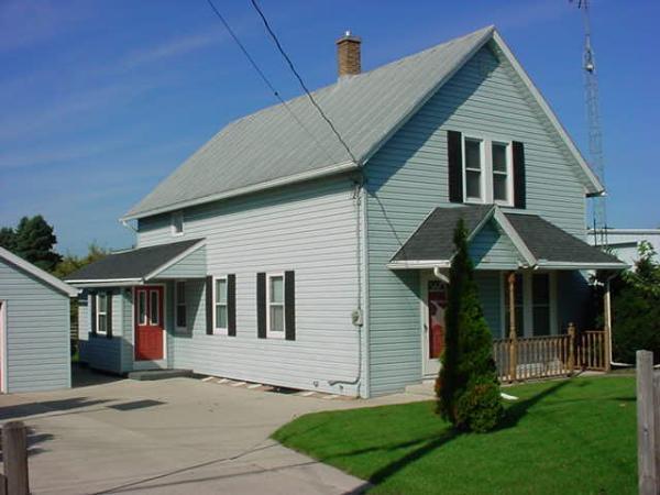 2724 S 10th St., Manitowoc, WI 54220