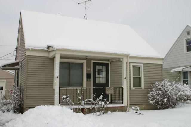 221 S 79th St., Milwaukee, WI 53214