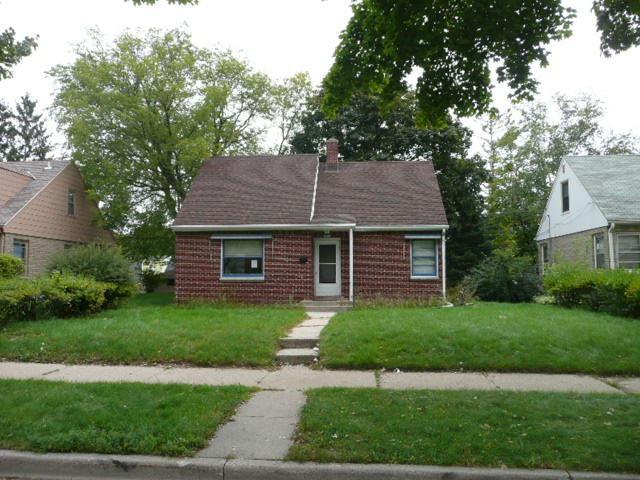 5910 N 35th St, Milwaukee, WI 53209