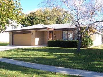 5953 Sugarbush Ln., Greendale, WI 53129
