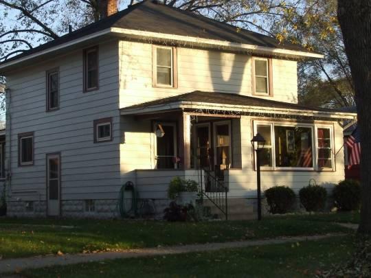 2314 Wood St., La Crosse, WI 54603