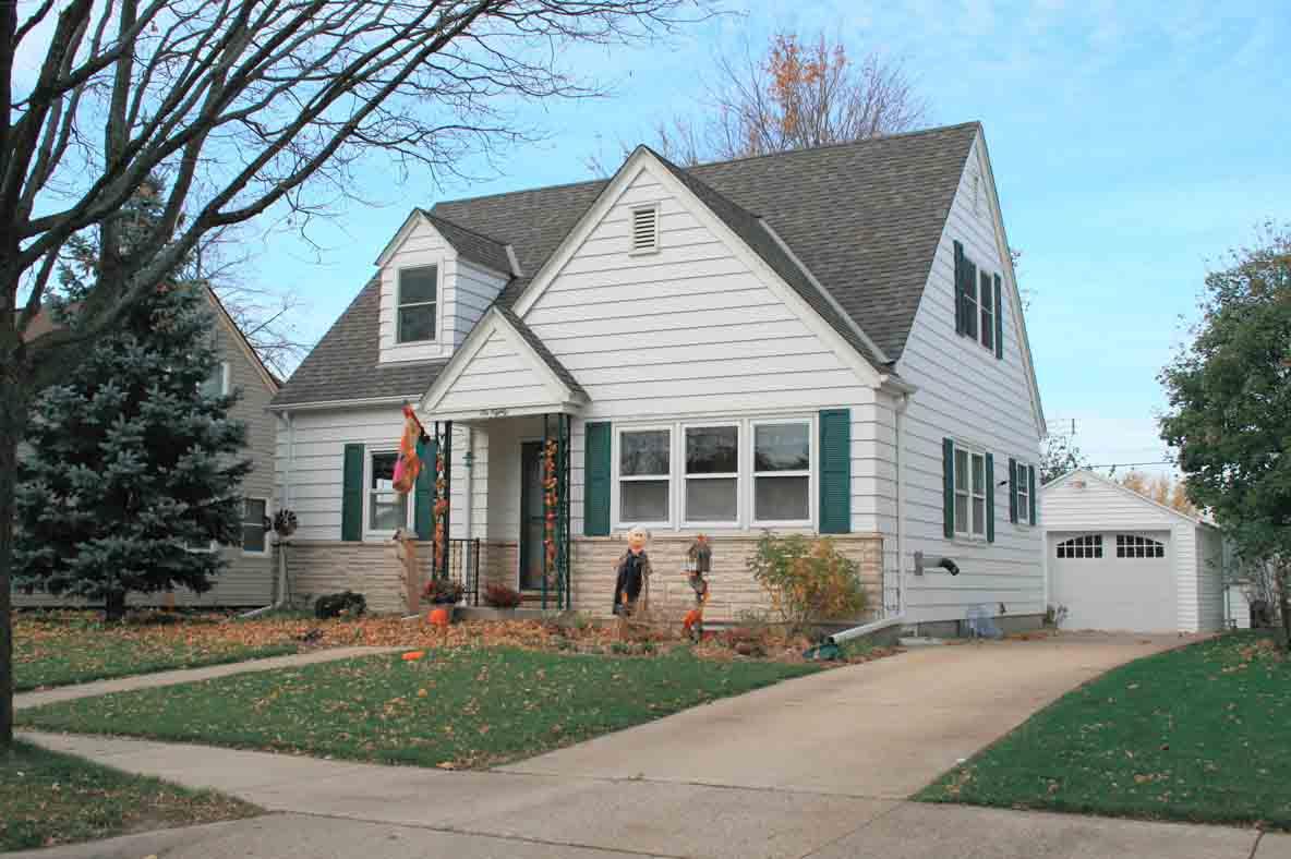 680 Midland Ave., West Bend, WI 53090