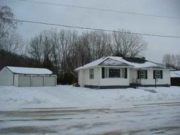 611 N 41st St., Manitowoc, WI 54220