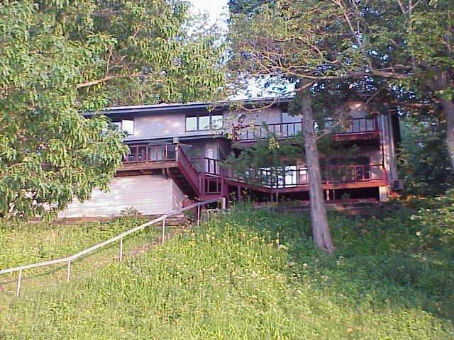 1954 W Pastime Ln., East Troy, WI 53120