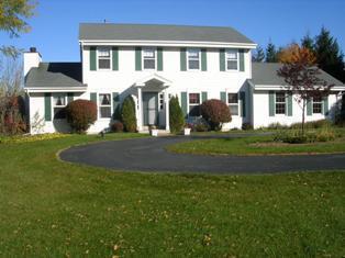 7932 Pioneer Rd., Cedarburg, WI 53012