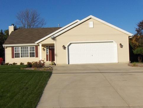 8151 S 13th St., Oak Creek, WI 53154