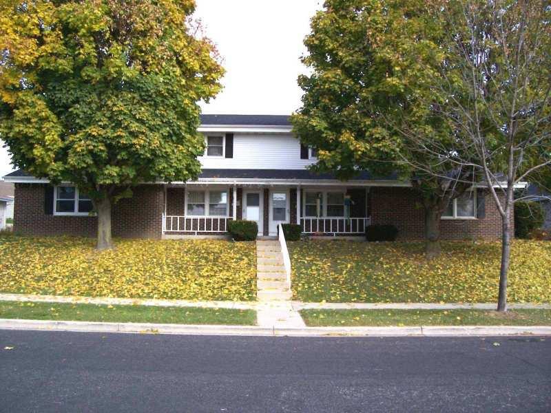 2006 Miller St. #B, West Bend, WI 53095