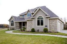 4611 Cobblestone Dr., Caledonia, WI 53405