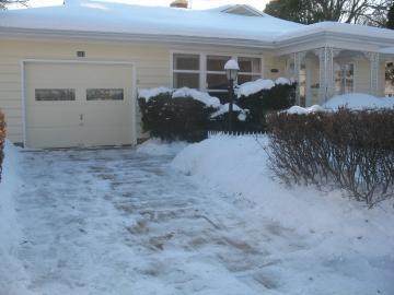 301 E Laflin Ave, Waukesha, WI 53186