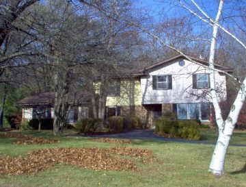 W310S7817 Arbor Dr., Mukwonago, WI 53149