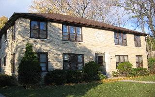9530 W North Ave., Wauwatosa, WI 53226