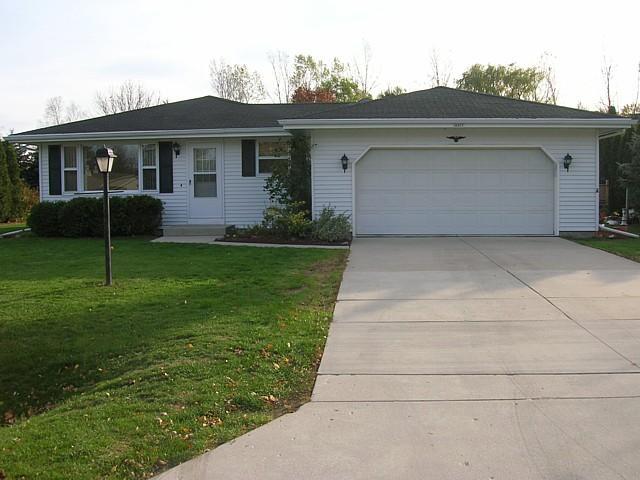 5007 S Reineking Dr., Sheboygan, WI 53083