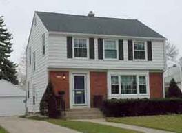 4933 N Wildwood Ave., Whitefish Bay, WI 53217