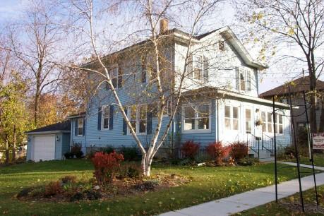 121 N Park St., Whitewater, WI 53190