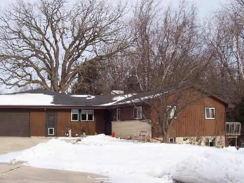 2506 Ridgeway Cir., Sheboygan, WI 53081