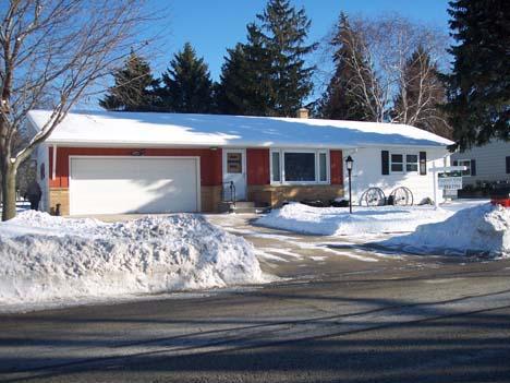 727 Sunset Dr., Plymouth, WI 53073