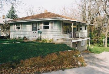 353 E Wisconsin Ave., Pewaukee, WI 53072