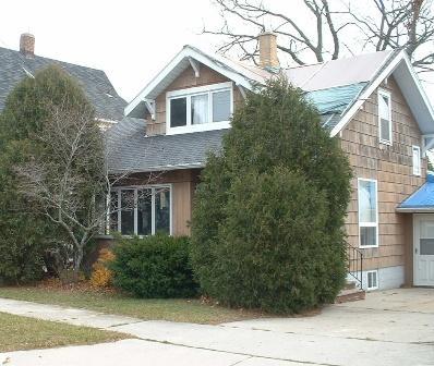 1615 Emmet St., Two Rivers, WI 54241