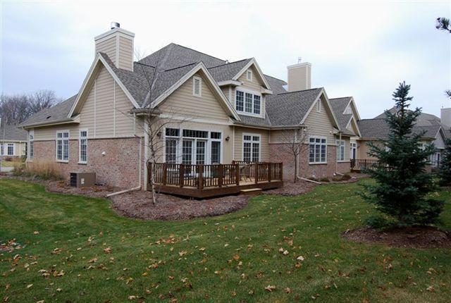 1537 W Aster Woods Ct., Mequon, WI 53092