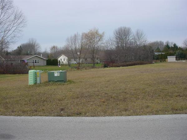 Lot 13 Lake Bluff Ct., Cleveland, WI 53015