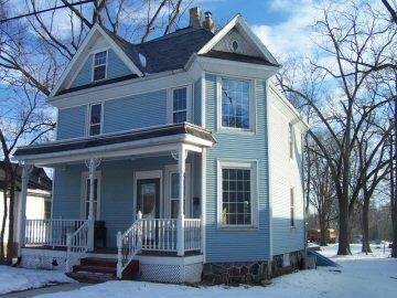 210 Jefferson St., Mukwonago, WI 53149