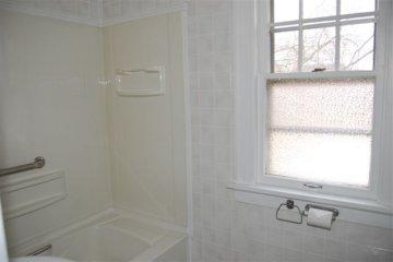 5124 N Idlewild Ave., Whitefish Bay, WI 53217