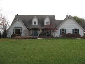 15555 Shamrock Ln., Brookfield, WI 53005