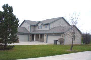 N26W26264 Quail Hollow Rd. #A, Pewaukee, WI 53072