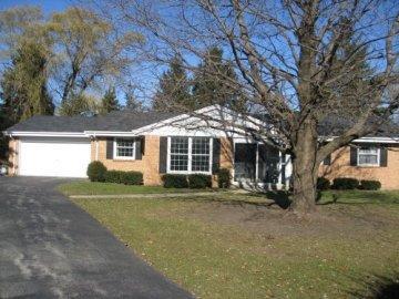 420 Scarlet Hawthorne Ct., Brookfield, WI 53045