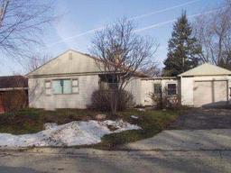 3004 W Valanna Ct., Glendale, WI 53209