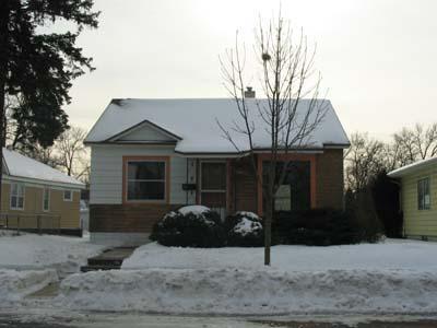 1910 Greenbay St., La Crosse, WI 54601